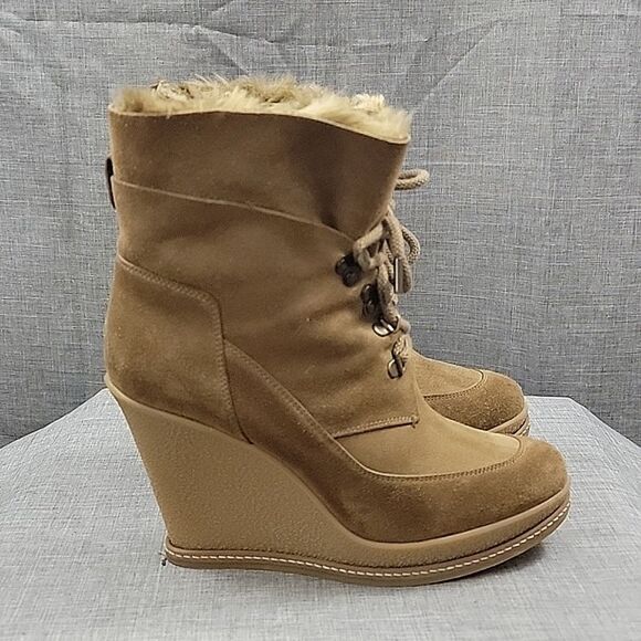 Veronica Beard Mack Suede Wedge Boot - Shearling lined, khaki women's 39 / 8.5US - Picture 1 of 10
